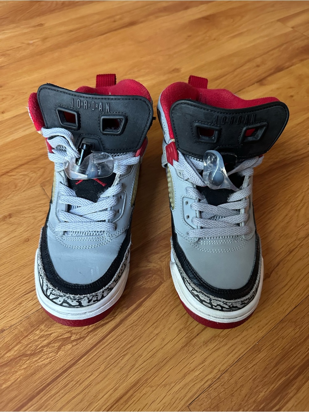 2014 Jordan Spizike ‘Wolf Grey’ Size 4Y